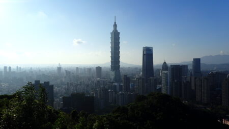 象山より台北市内